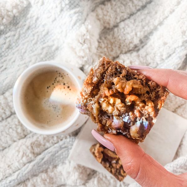 MAPLE TOASTED WALNUT BLONDIES